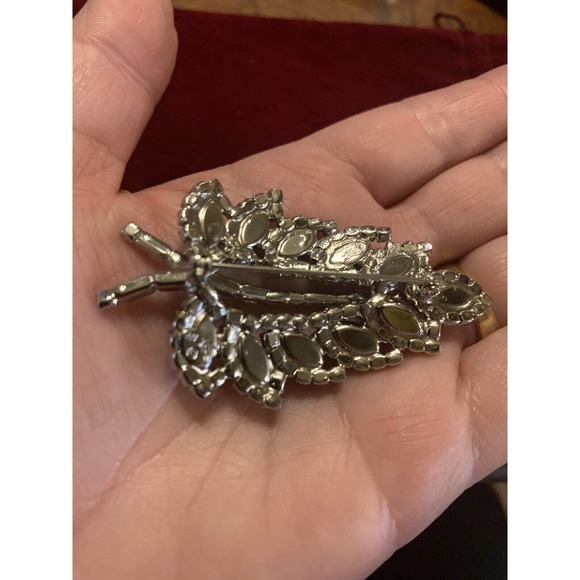 Vintage Clear Stone Sparkling WEISS BROOCH - Picture 6 of 16